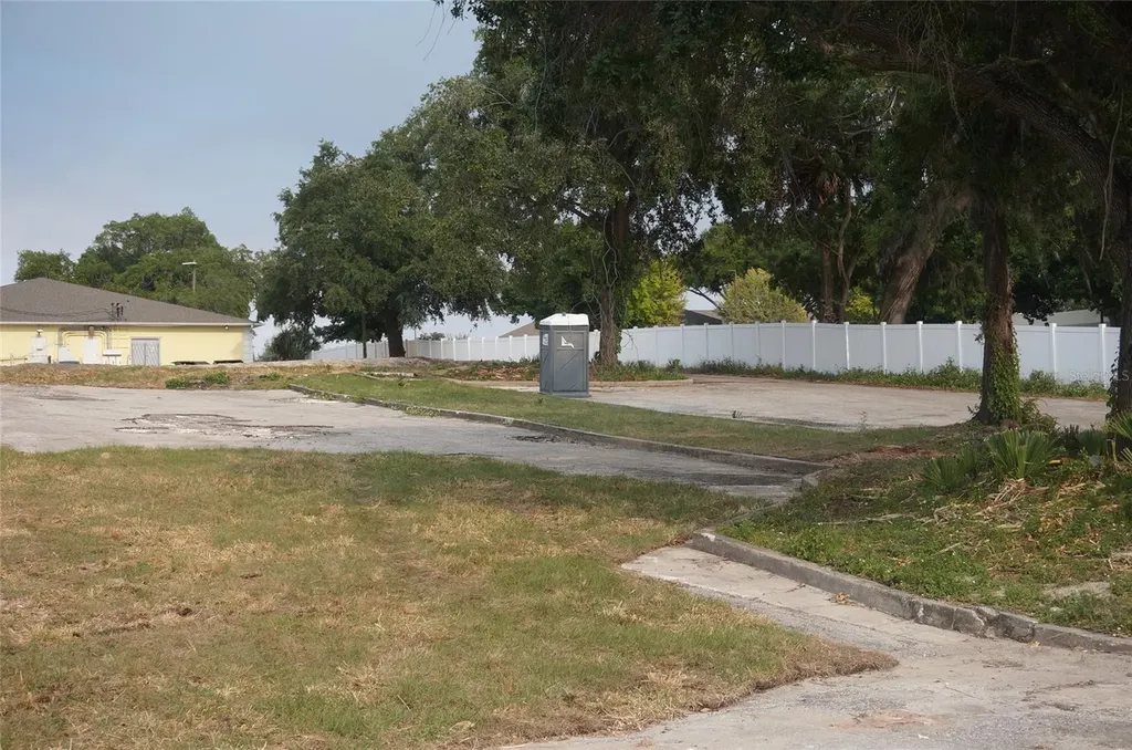1620 6th Street NW Winter Haven FL 33884