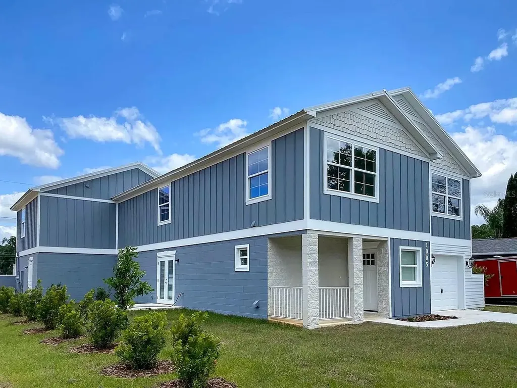1005 N Rockingham Avenue Tavares FL 32778