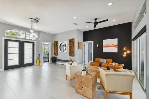 9810 Bay Island Drive Tampa FL 33615