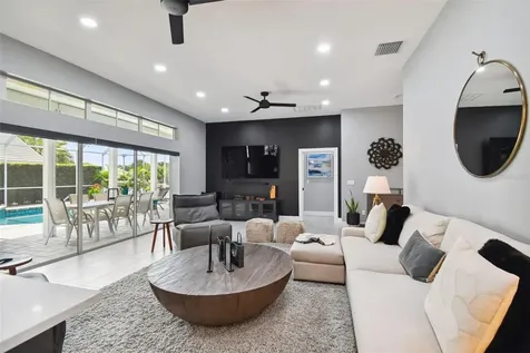 9810 Bay Island Drive Tampa FL 33615