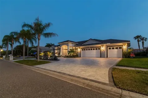 9810 Bay Island Drive Tampa FL 33615