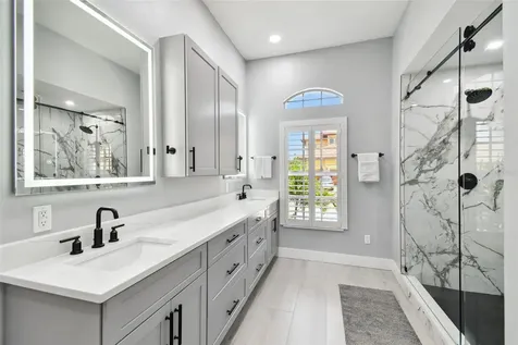 9810 Bay Island Drive Tampa FL 33615