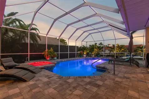 9810 Bay Island Drive Tampa FL 33615