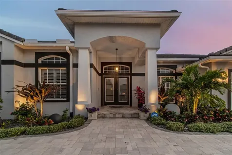 9810 Bay Island Drive Tampa FL 33615