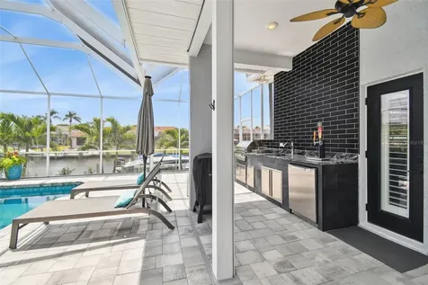 9810 Bay Island Drive Tampa FL 33615