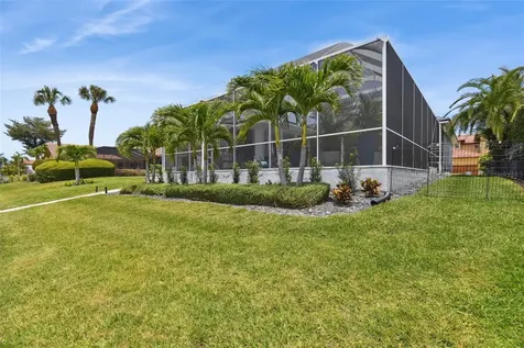 9810 Bay Island Drive Tampa FL 33615