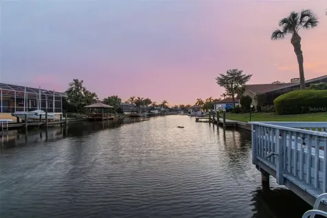 9810 Bay Island Drive Tampa FL 33615