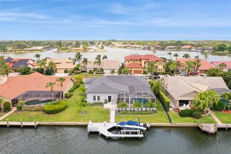 9810 Bay Island Drive Tampa FL 33615