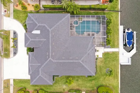 9810 Bay Island Drive Tampa FL 33615