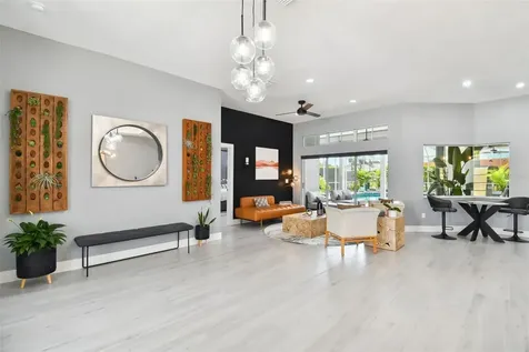 9810 Bay Island Drive Tampa FL 33615