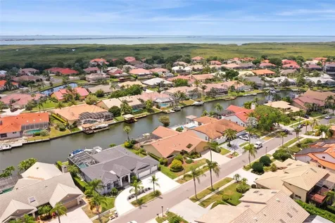 9810 Bay Island Drive Tampa FL 33615