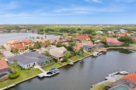 9810 Bay Island Drive Tampa FL 33615