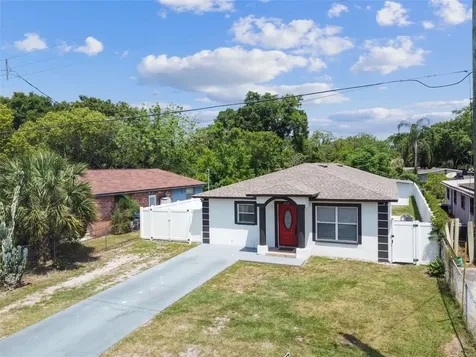 2112 E Navajo Avenue Tampa FL 33612