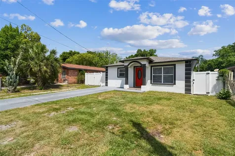 2112 E Navajo Avenue Tampa FL 33612