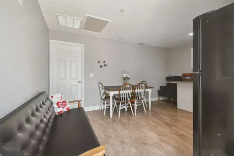 2112 E Navajo Avenue Tampa FL 33612