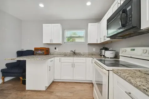 2112 E Navajo Avenue Tampa FL 33612