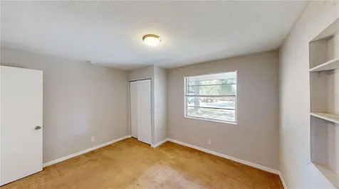 3721 40th Avenue N St Petersburg FL 33714