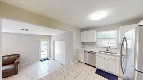 3721 40th Avenue N St Petersburg FL 33714