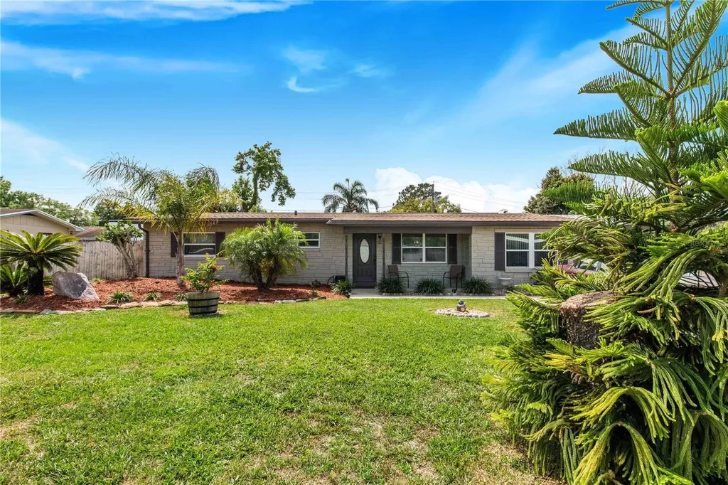 275 E Thelma Street Lake Alfred FL 33850
