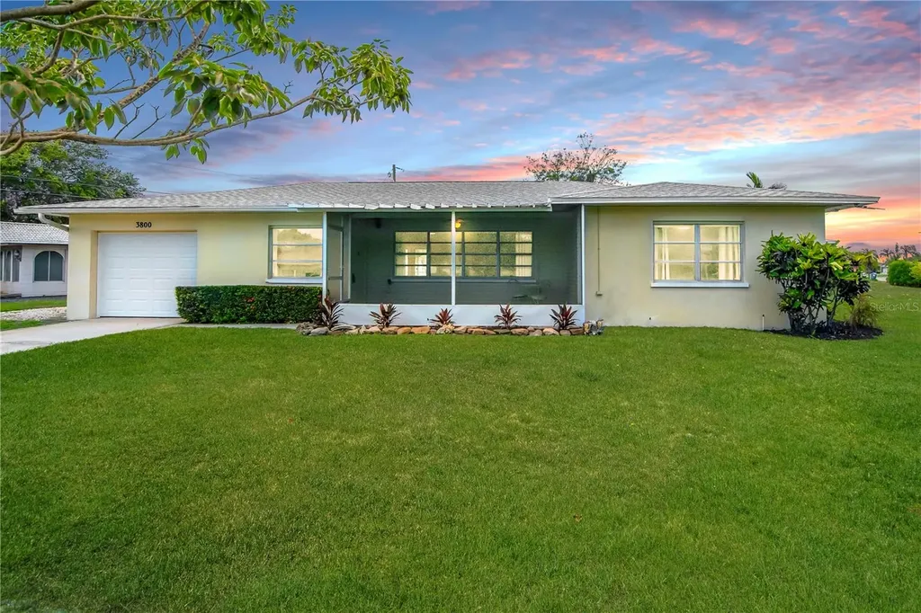 3800 23rd Avenue N St Petersburg FL 33713