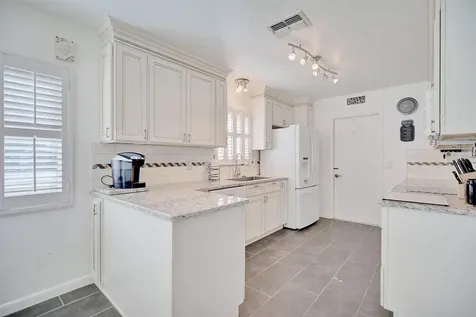 2205 Mission Hills Drive Lakeland FL 33810