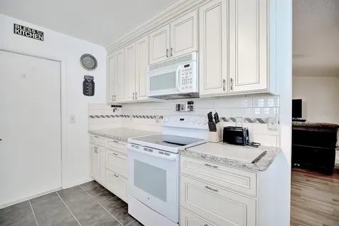 2205 Mission Hills Drive Lakeland FL 33810