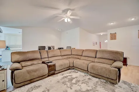 2205 Mission Hills Drive Lakeland FL 33810