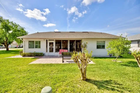 2205 Mission Hills Drive Lakeland FL 33810