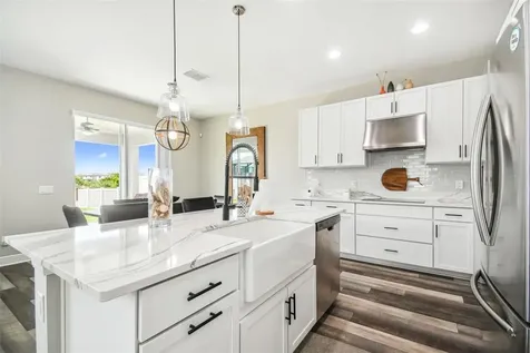 19141 Leonard Road Lutz FL 33558