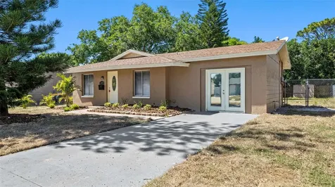 2833 47th Avenue S St Petersburg FL 33712