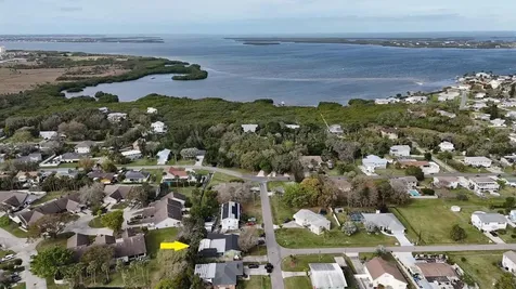 423 41st Street W Palmetto FL 34221