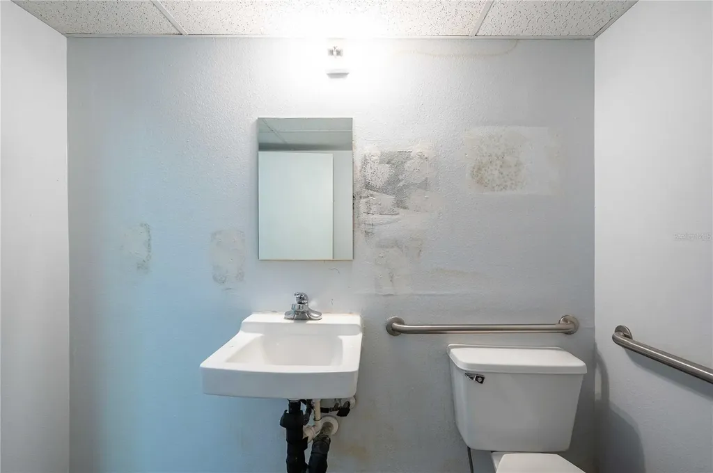 37802 Medical Arts Court Zephyrhills FL 33541