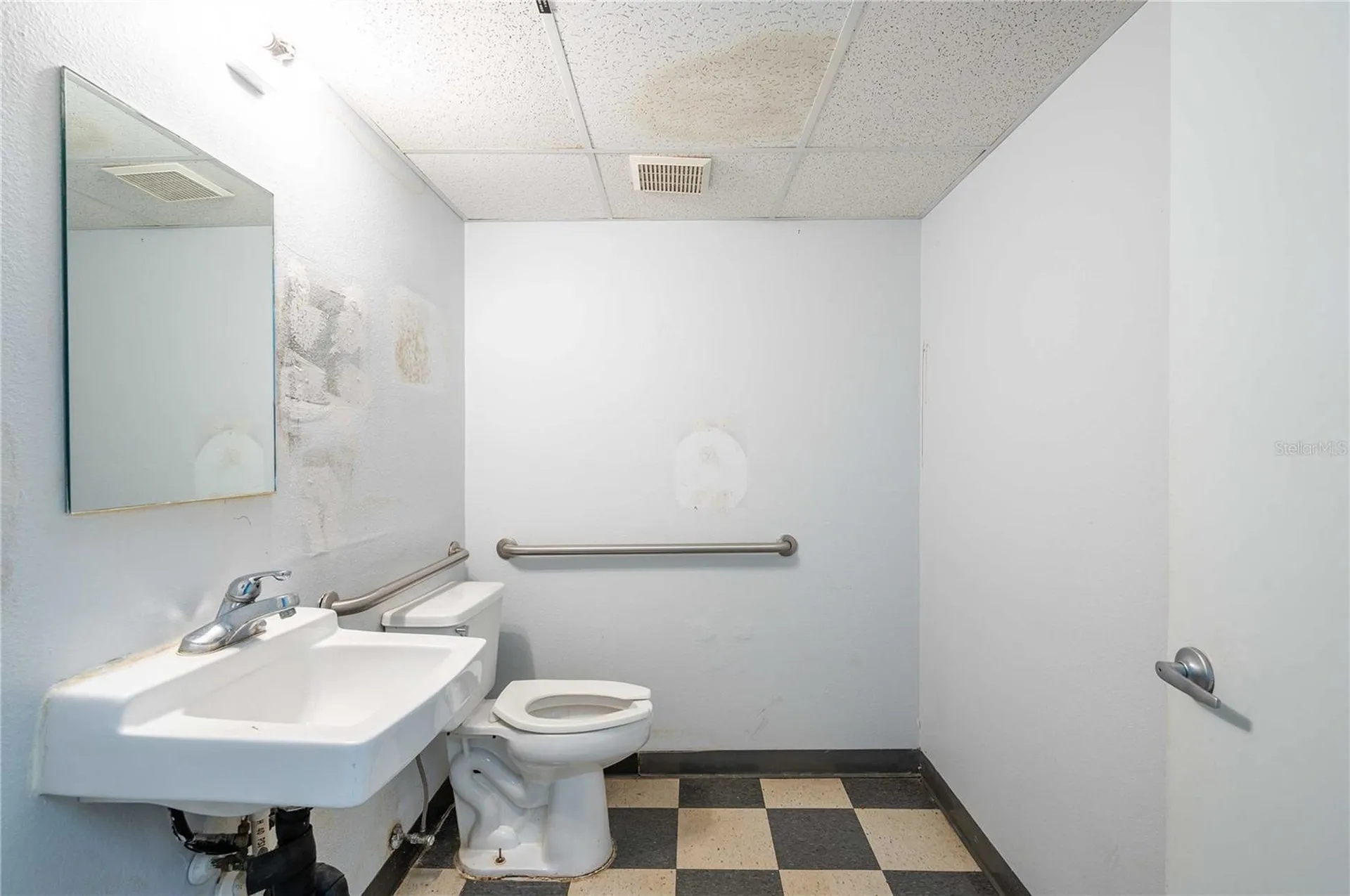 37802 Medical Arts Court Zephyrhills FL 33541