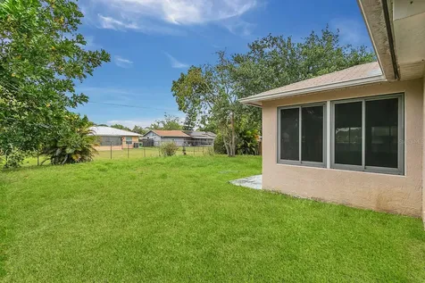 985 Elmsford Street NW Palm Bay FL 32907
