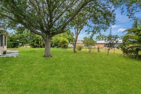 985 Elmsford Street NW Palm Bay FL 32907