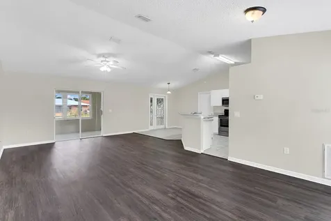 985 Elmsford Street NW Palm Bay FL 32907