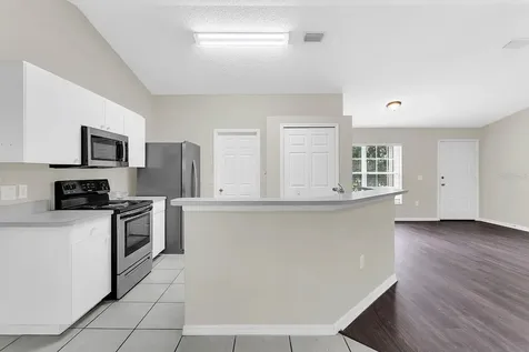 985 Elmsford Street NW Palm Bay FL 32907