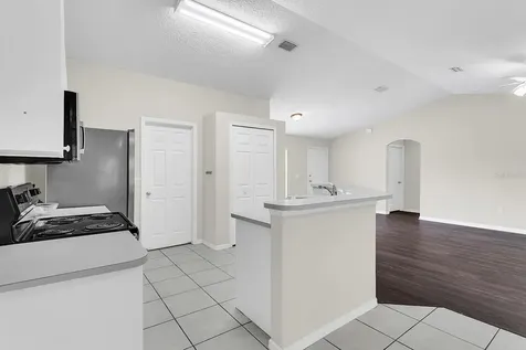 985 Elmsford Street NW Palm Bay FL 32907