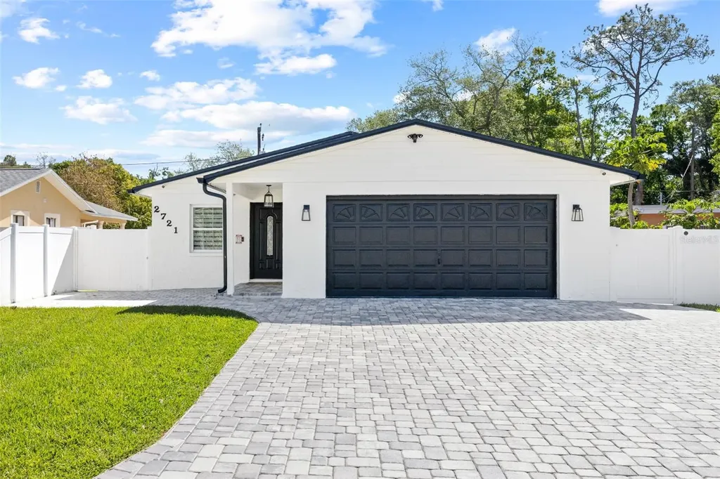 2721 Bel Aire Circle Tampa FL 33614