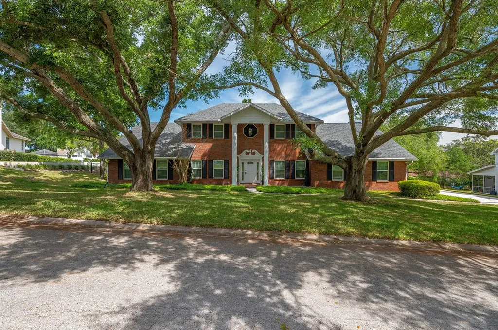 1968 Vista View Drive Lakeland FL 33813