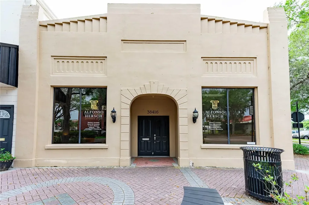 38416 5th Avenue Zephyrhills FL 33542
