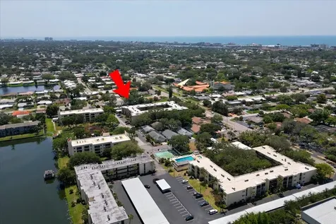 11485 Oakhurst Road Largo FL 33774
