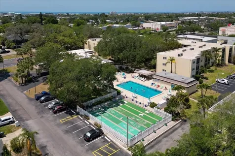 11485 Oakhurst Road Largo FL 33774