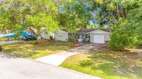 11388 82nd Avenue Seminole FL 33772