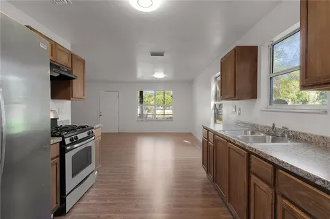 913 County Road 468 Leesburg FL 34748