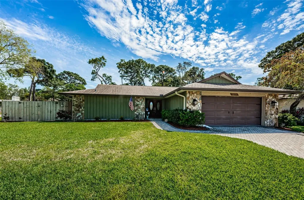 13191 100th Avenue Seminole FL 33776