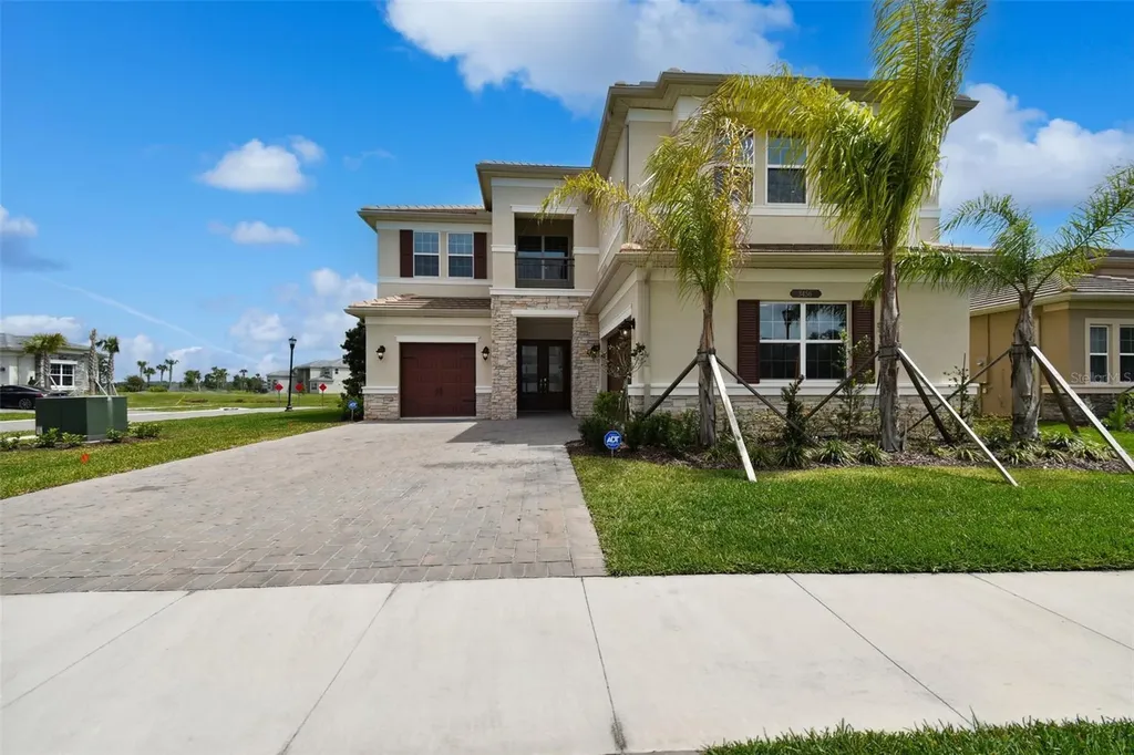 3456 Acacia Bay Avenue Wesley Chapel FL 33543