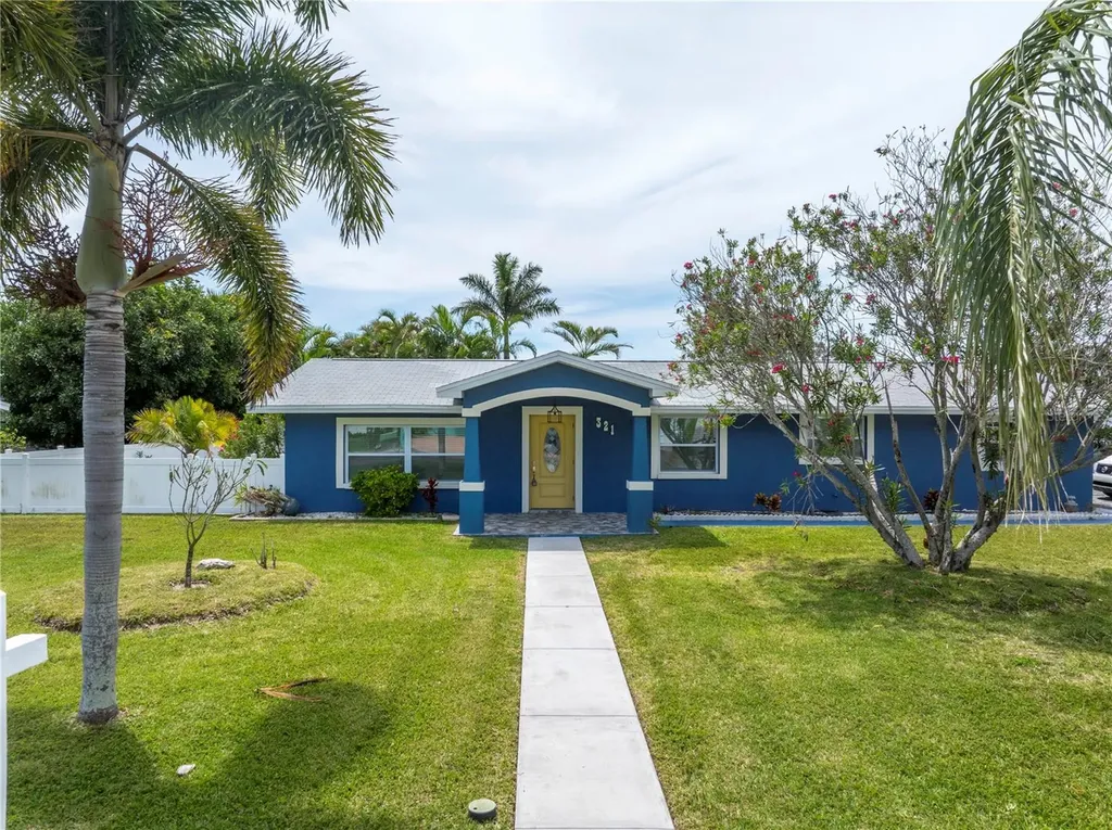 321 176th Avenue Circle Redington Shores FL 33708