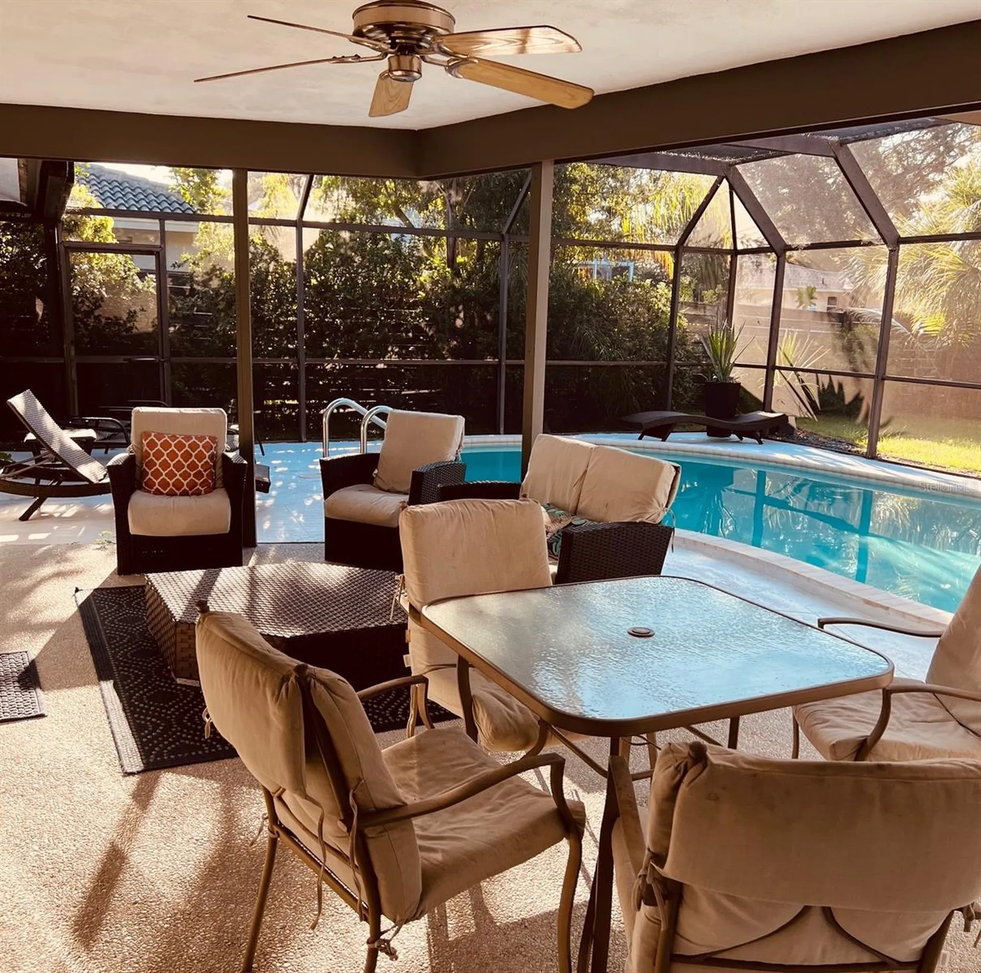 2908 Captiva Drive Sarasota FL 34231