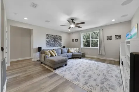 2867 Autumn Breeze Way Kissimmee FL 34744
